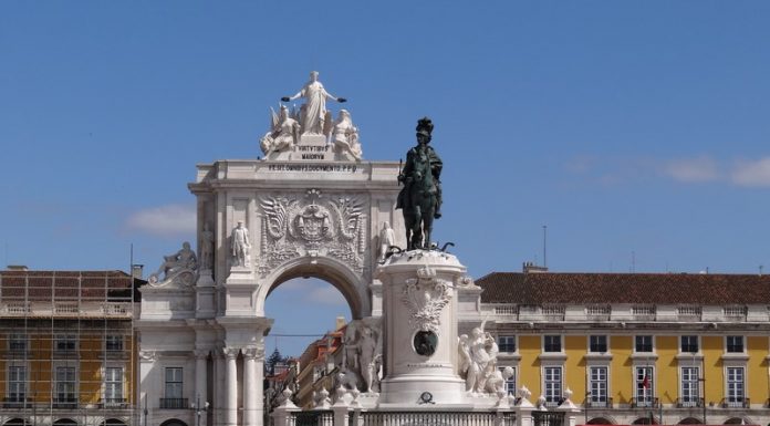 Vacanta in Portugalia? Normal, e mai ieftin ca in Romania!