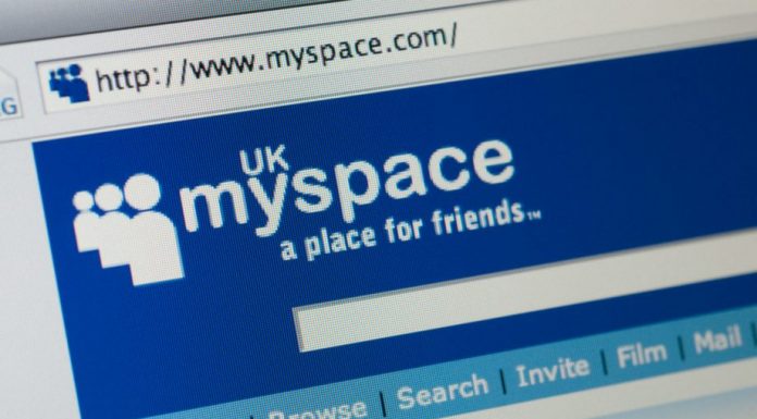 Myspace are noi proprietari