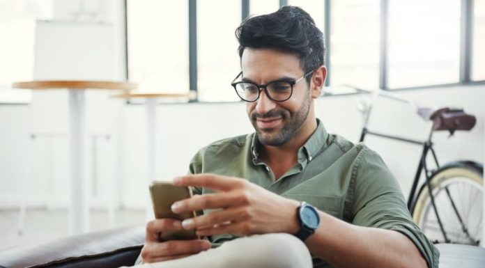Dragoste pe internet: tehnologia ne-a schimbat viata?