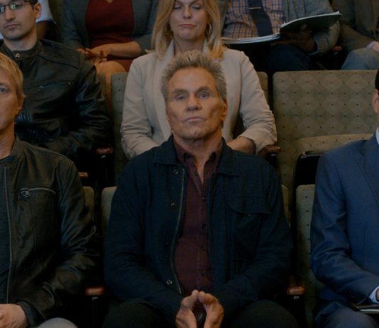 Cobra Kai 4: Noul raufacator, Hillary Swank si ceea ce stim pana acum